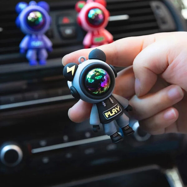 Car Air Outlet Perfume Clip Cartoon Astronaut Air Freshener Conditioning Air Outlet Aromatherapy Car Interior Decoration - Image 3